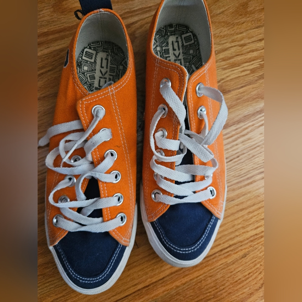 Syracuse Converse style sneakers sz 7